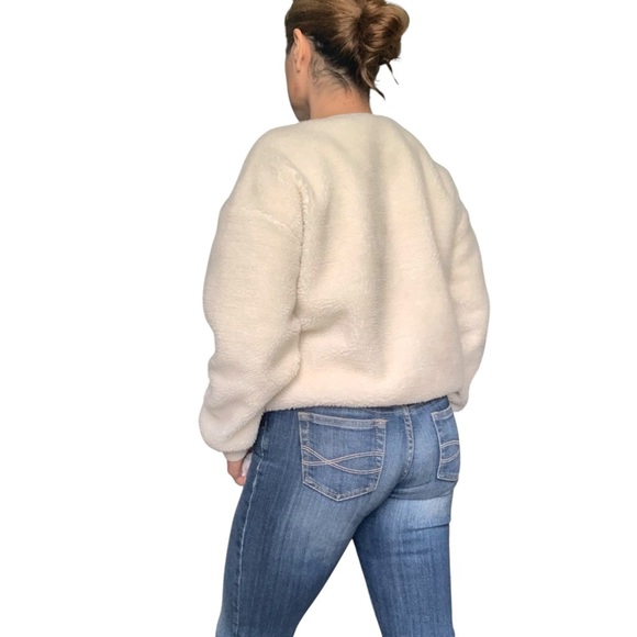 Princetion Sherpa-Style Cream Pullover Sweatshirt – Small - Picture 4 of 9